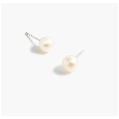 Pearl Stud Earrings | ML Style | Meg Lonergan Interiors