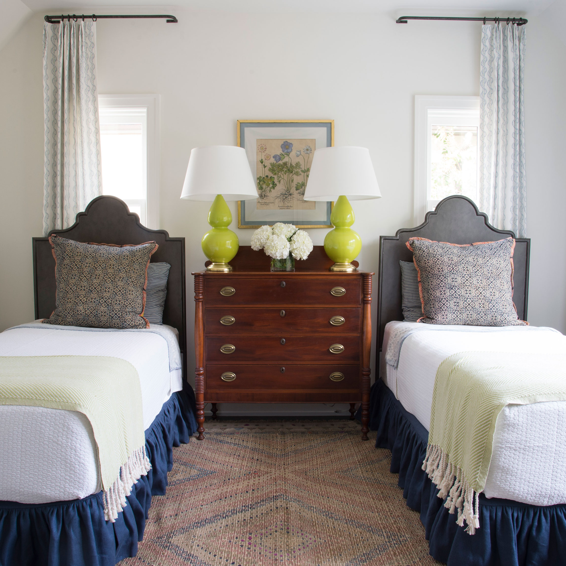 Lively Guest Room - Meg Lonergan