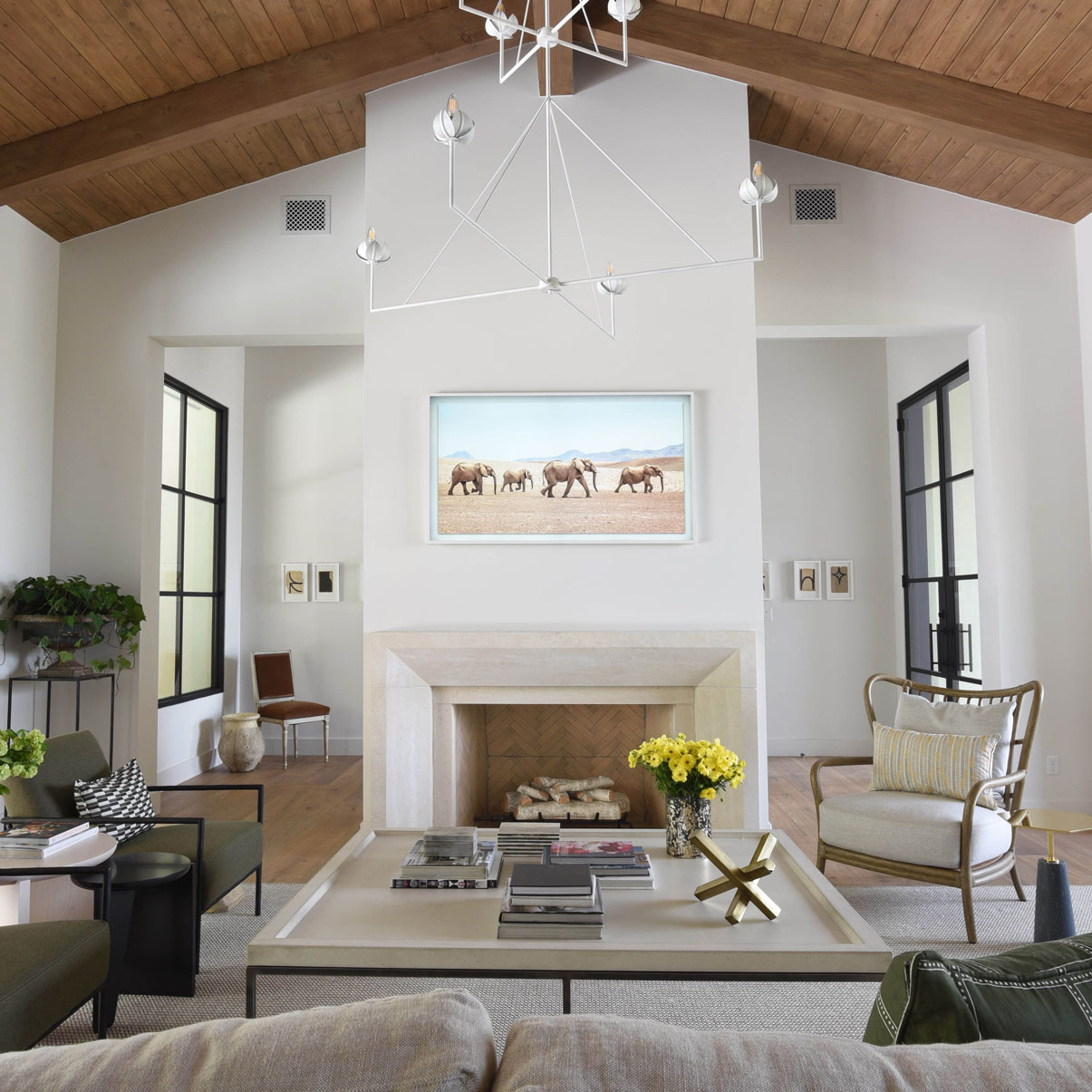 Airy & Modern