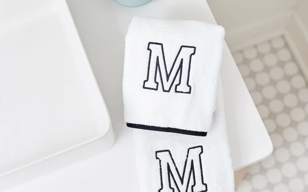 Weezie – Piped Edge Hand Towels (pair)