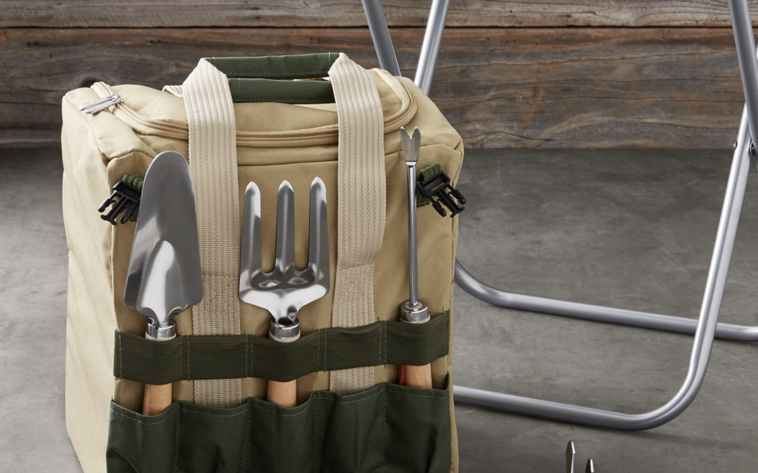 Williams Sonoma – Gardening Seat & Tool Kit