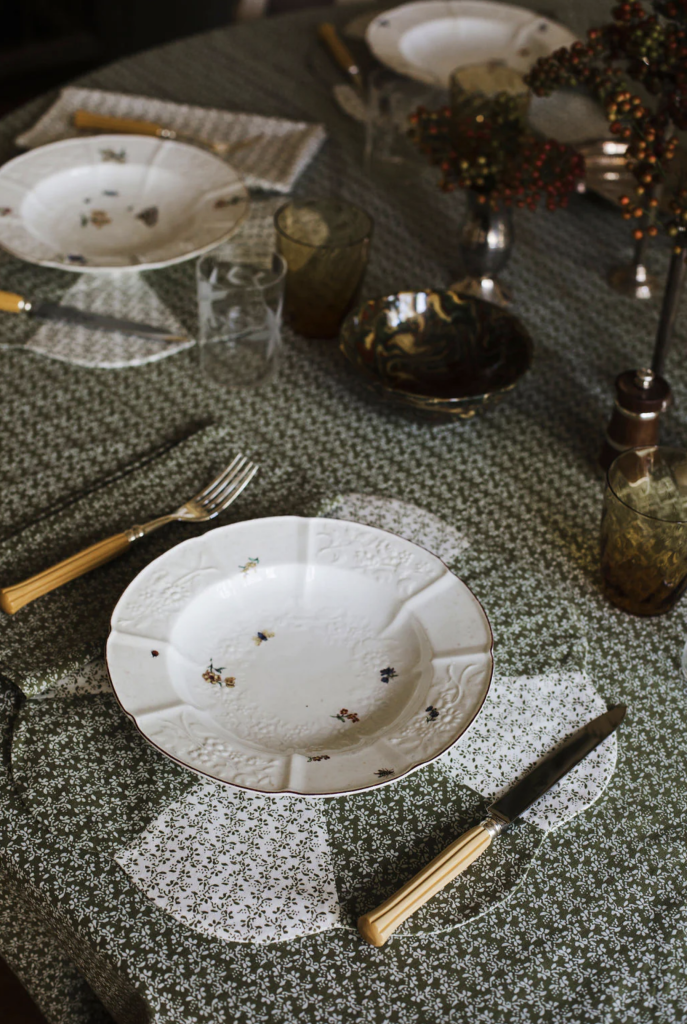 Parterre – Eaddy Printed Petal Placemat Set | ML Style | Meg Lonergan Interiors