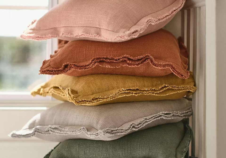 Anthropologie – Luxe Linen Blend Pillow
