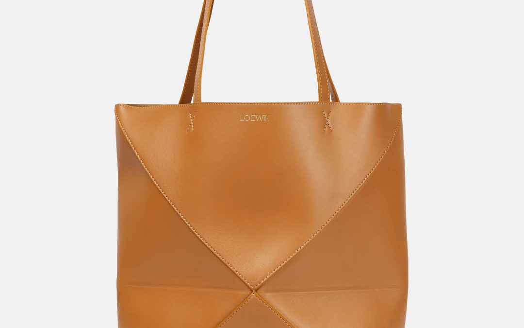 Loewe – Puzzle Fold Tote in shiny calfskin