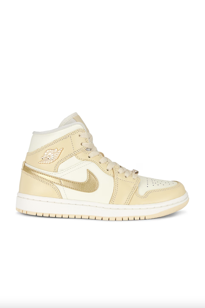 NIKE – Air Jordan 1 Mid Se Sneaker | ML Style | Meg Lonergan Interiors