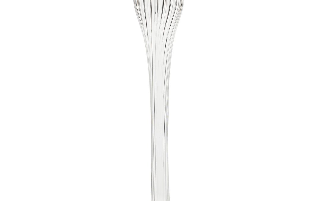 Moda Domus – Medium Floral Glass Candle Stick
